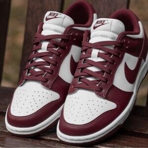 Nike Dunk Low Retro in Team Red and White size 9.5 og box